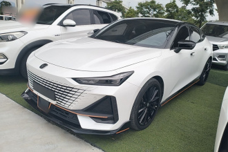 长安UNI-V 2022款 1.5T 运动版