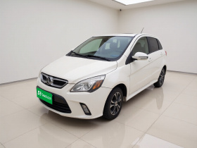 北京汽车 绅宝D20 2015款 两厢 1.5L 自动乐尚版