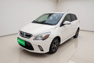 北京汽车 绅宝D20 2015款 两厢 1.5L 自动乐尚版