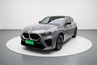 宝马X2(进口) 2025款 sDrive25i M运动套装