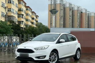 福特 福克斯 2017款 两厢 1.6L 自动风尚型智行版