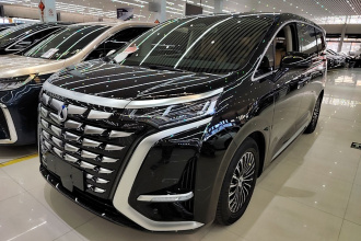 腾势D9 2024款 DM-i 980 四驱尊荣型
