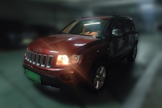 Jeep 指南者(进口) 2012款 2.4L 四驱运动版
