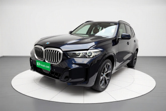 宝马X5 2023款 xDrive 30Li 尊享型M运动曜夜套装