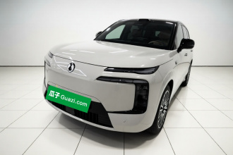 腾势N8L 2025款 旗舰型