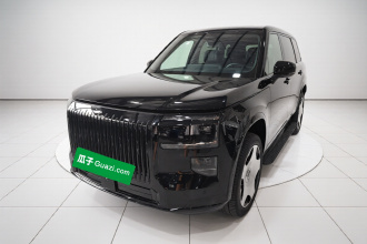 极氪9X 2025款 Ultra版 70kWh 六座