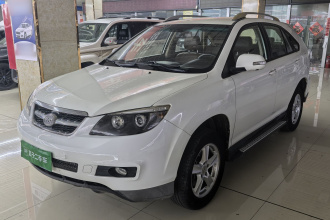 比亚迪S6 2014款 2.0L 手动豪华型 5座