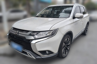 三菱 欧蓝德 2019款 2.0L 两驱畅享版 5座 国VI