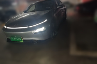 小鹏P7 2020款 670N