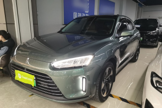 鸿蒙智行 问界M5 2022款 增程四驱性能版