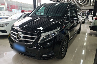 奔驰V级 2018款 V 260 L 尊贵加长版 国V