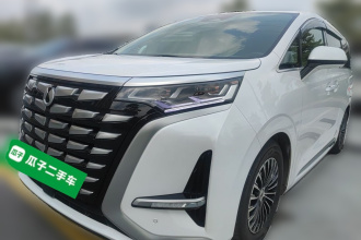 腾势D9 2022款 DM-i 1040 尊贵型