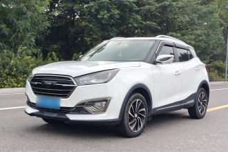 众泰T300 2017款 1.5T CVT尊贵型