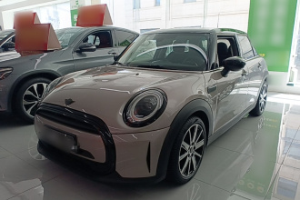MINI 2022款 改款 1.5T COOPER 经典派 五门版