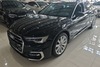 奥迪A6L 2023款 改款 45 TFSI 臻选动感型