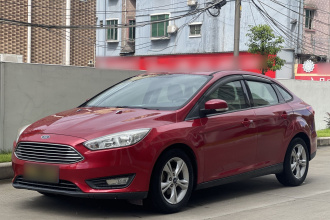 福特 福克斯 2015款 三厢 1.6L 自动舒适型