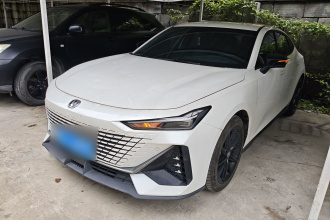 长安UNI-V 2022款 1.5T 卓越型
