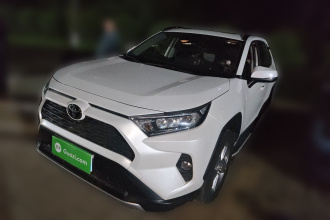丰田 RAV4荣放 2021款 2.0L CVT四驱风尚版