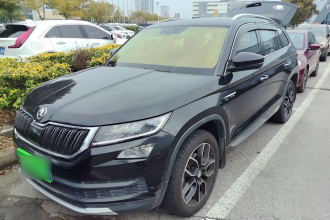 斯柯达 柯迪亚克 2017款 TSI380 7座四驱旗舰版