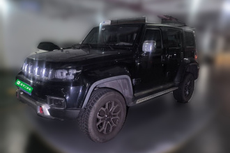 北京越野BJ40 2023款 2.0T 自动四驱城市猎人版侠客型