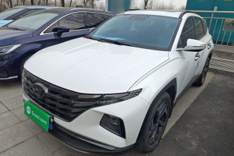 现代 2021款 途胜L 1.5T DCT LUX尊贵版