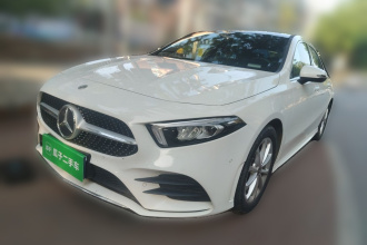 奔驰A级 2021款 A 200 L 运动轿车时尚型