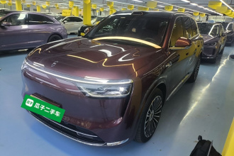 鸿蒙智行 问界M8 2025款 增程 Ultra版 53.4kWh 5座版 (192线激光雷达）