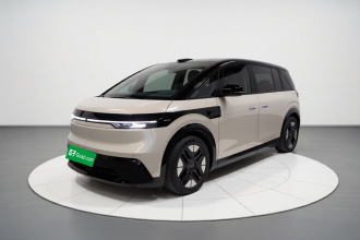 极氪MIX 2025款 长续航智驾版