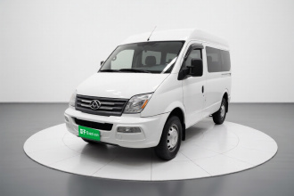 上汽大通MAXUS 新途V80 2021款 2.0T 手动经典傲运通短轴中顶5/6座