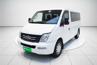 上汽大通MAXUS 新途V80 2023款 2.0T 手动经典傲运通长轴超低顶6/7/8/9座