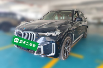 宝马X5 2023款 xDrive 30Li 尊享型M运动套装