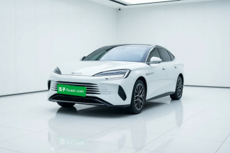 比亚迪 海豹07 DM-i 2025款 DM-i 1.5L 125km 精英型