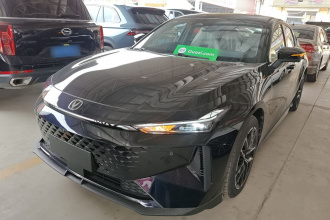 长安UNI-V 智电iDD 2024款 蓝鲸智电iDD 136km 智酷型