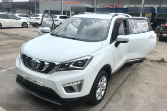 长安CS15 2016款 1.5L 手动时尚版