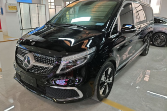 奔驰V级 2021款 V 260 L 长轴距尊贵版
