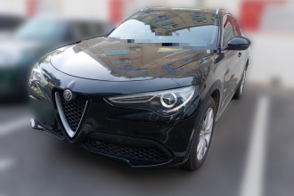 阿尔法·罗密欧 Stelvio斯坦维 2017款 2.0T 280HP 豪华版