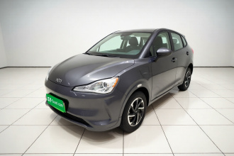 哪吒汽车 哪吒V 2021款 长续航娱乐版升级型