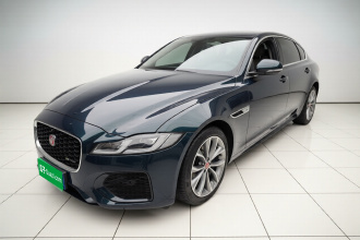 捷豹XFL 2023款 XFL 2.0T P250 两驱精英运动版