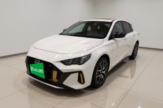 广汽传祺 影豹 2021款 270T DCT J15版