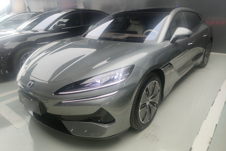 腾势Z9GT 2024款 1100四驱Max版