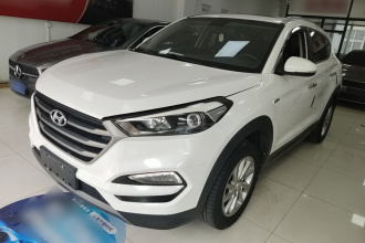 现代 途胜 2015款 1.6T 双离合两驱智能型