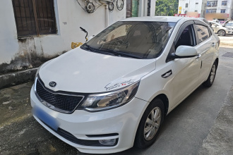 起亚K2 2015款 三厢 1.4L MT GLS