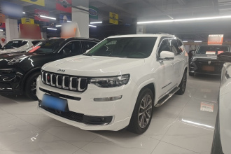 Jeep 大指挥官 2018款 2.0T 四驱智享版 国V
