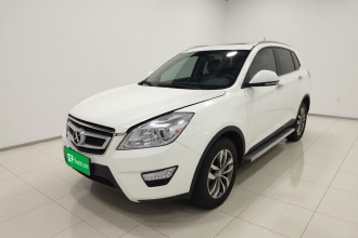 北京汽车 绅宝X65 2015款 2.0T 自动精英型