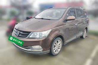 宝骏730 2016款 1.5L 手动舒适型 7座 国V