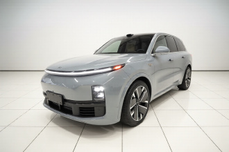 理想汽车 理想L8 2025款 Ultra 智能焕新版