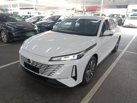 长安 逸动PHEV 2025款 智慧新蓝鲸 145KM 战舰版