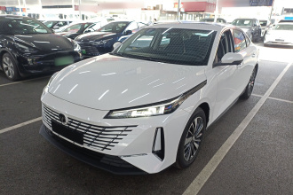 长安 逸动PHEV 2025款 智慧新蓝鲸 145KM 战舰版