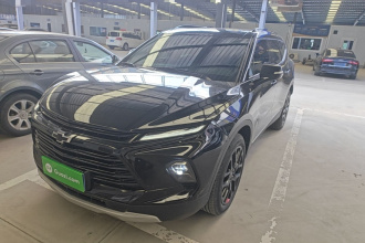 雪佛兰 开拓者 2023款 轻混 650T Redline 霆版