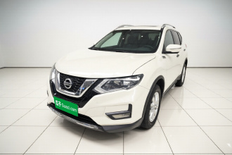 日产 奇骏 2020款 2.0L XL ITS 3rows CVT 2WD智联七座舒适版